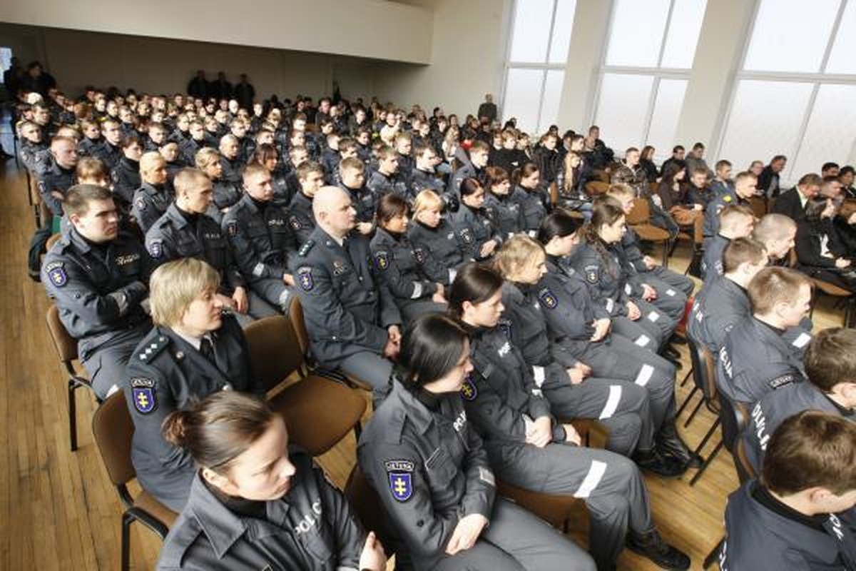 Lietuvos policiją papildys 64 nauji pareigūnai