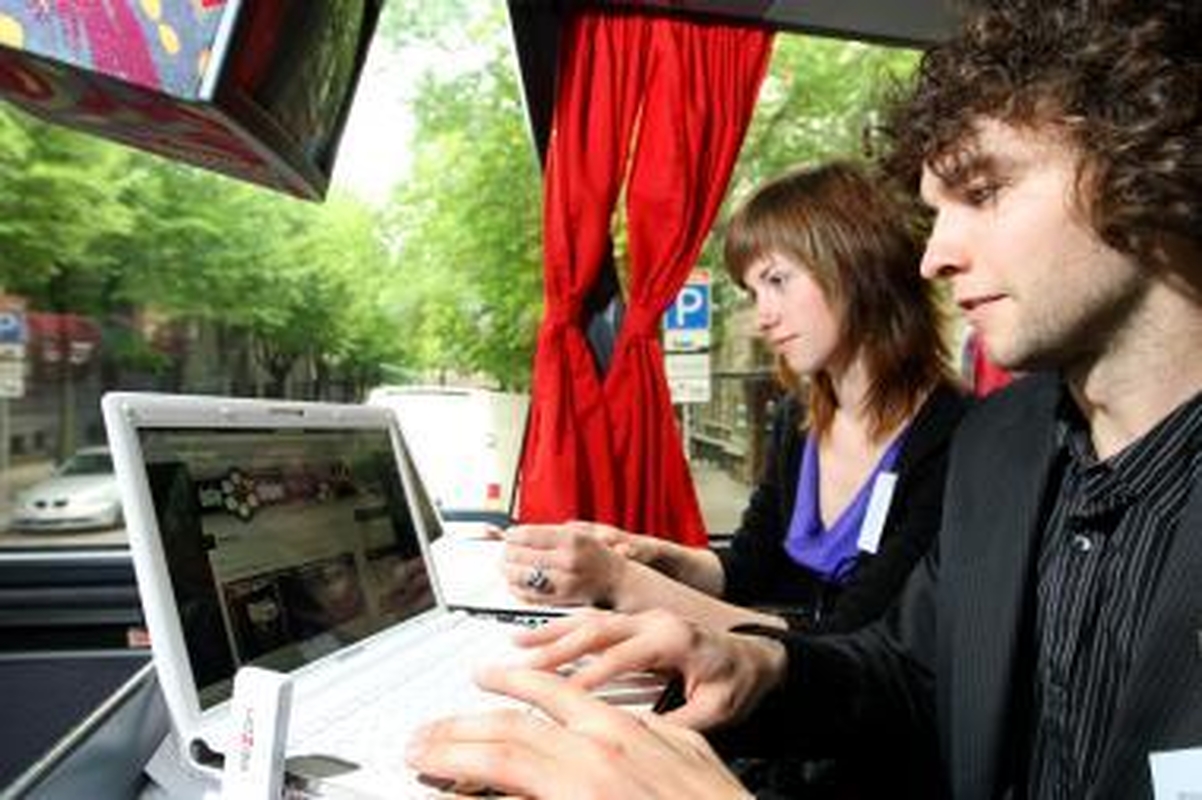 Kauniečiai viliojami naujos kartos internetu