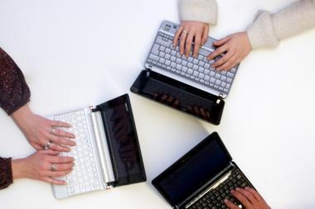 Smulkiosios IT įmonės vienijasi socialinėms iniciatyvoms ir konkurencingumui didinti