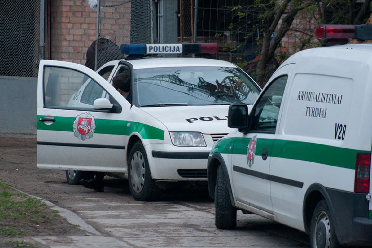 Apsaugos darbuotoją užpuolęs „vagis“ beveik mirtinai sumuštas (papildyta)