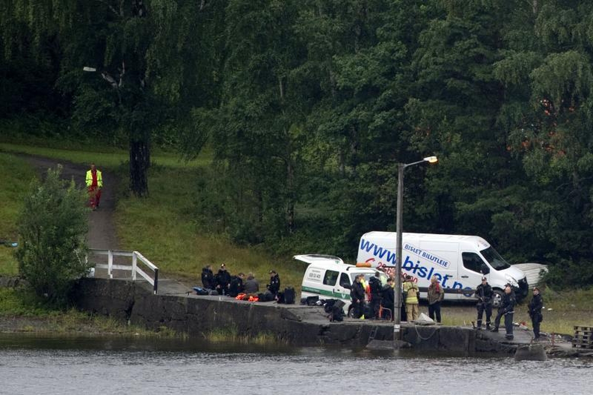 Tragedija Norvegijoje: tarp aukų - sosto įpėdinės įbrolis