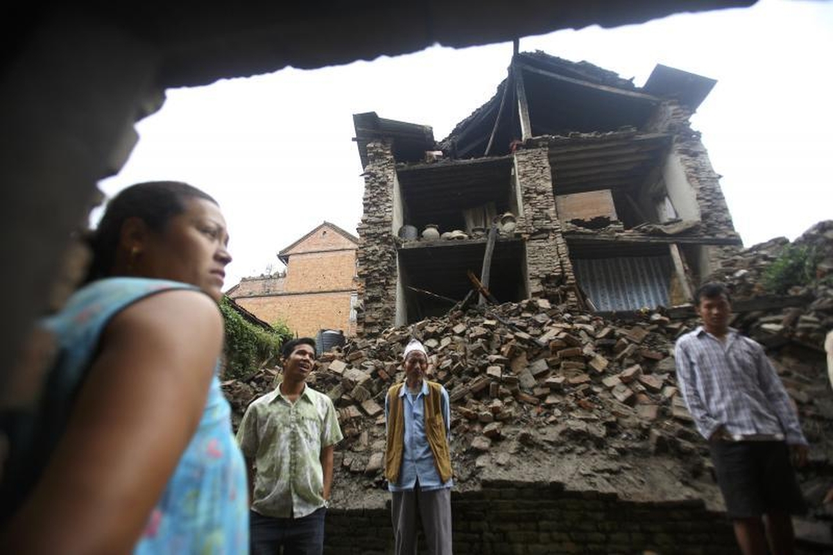 Po žemės drebėjimo Indijos ir Nepalo pasienyje – 45 žuvusieji