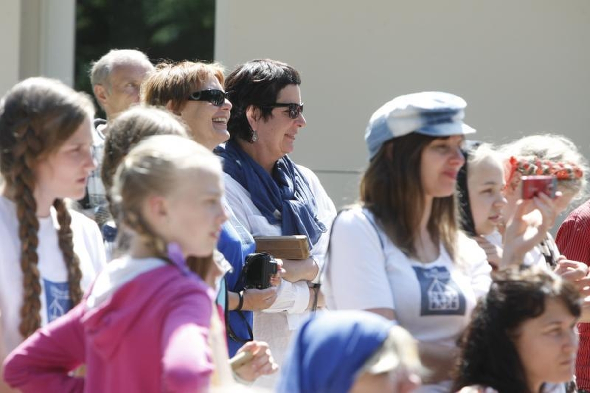 „Vėlungio“ stovykla  baigėsi dainomis   