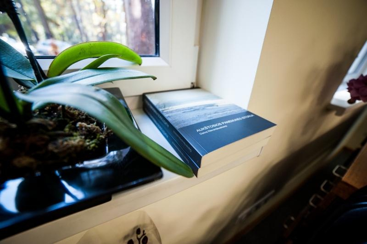 Į naują biblioteką Panemunėje – su senais baldais 