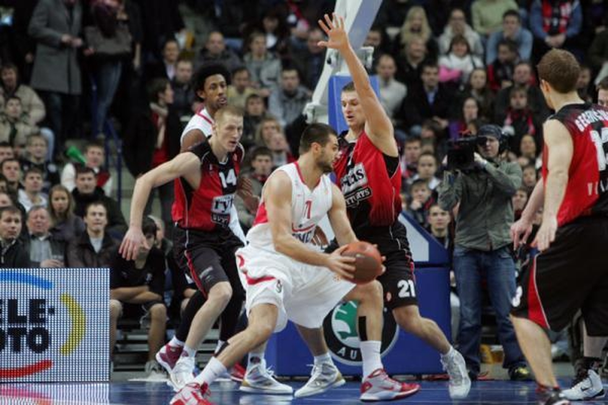 "Lietuvos rytas" - "Olympiakos": išsprūdusi pergalė 83:89 (papildyta)