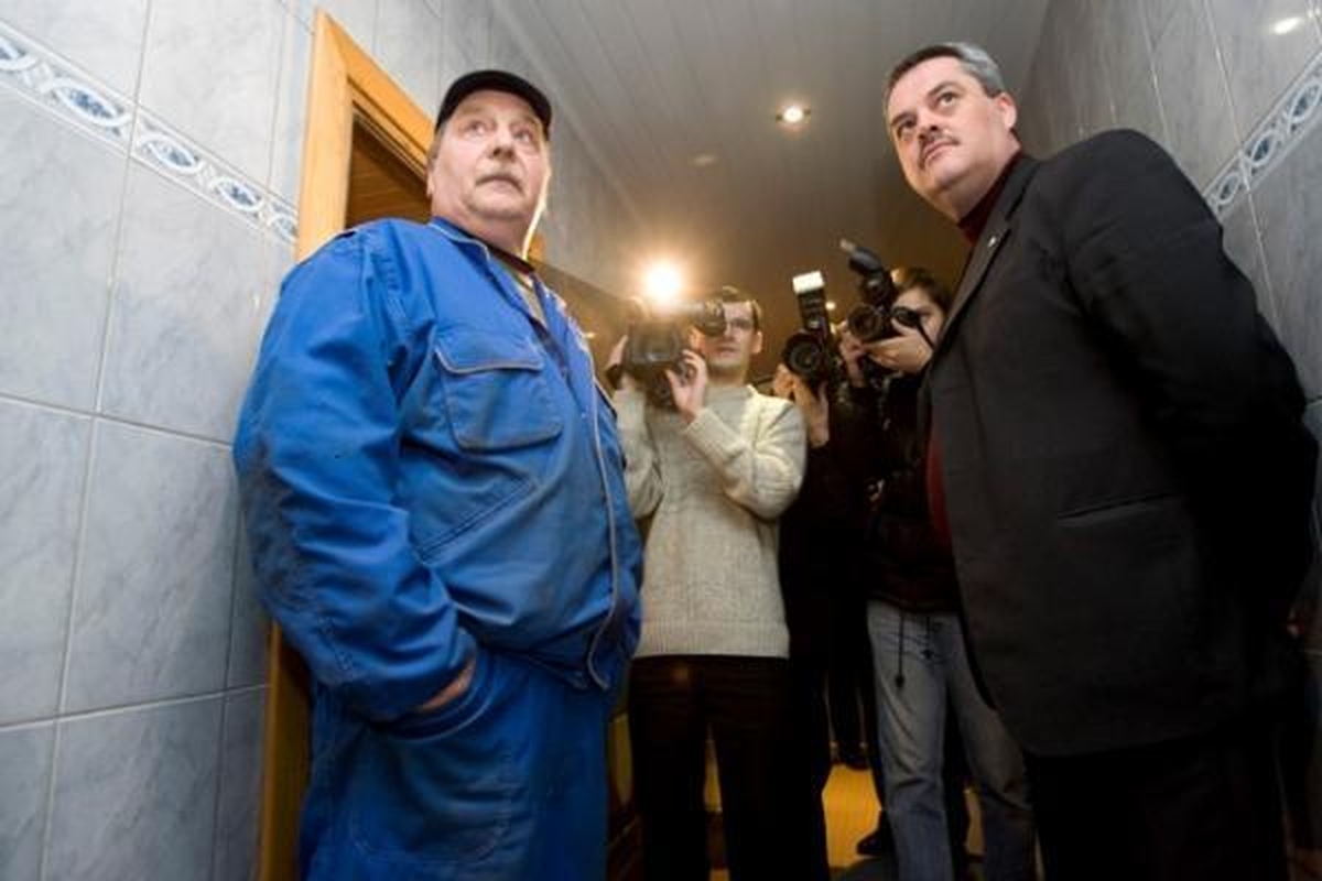 Seimo vairuotojai valdiškoje pirtyje orgijų nekelia