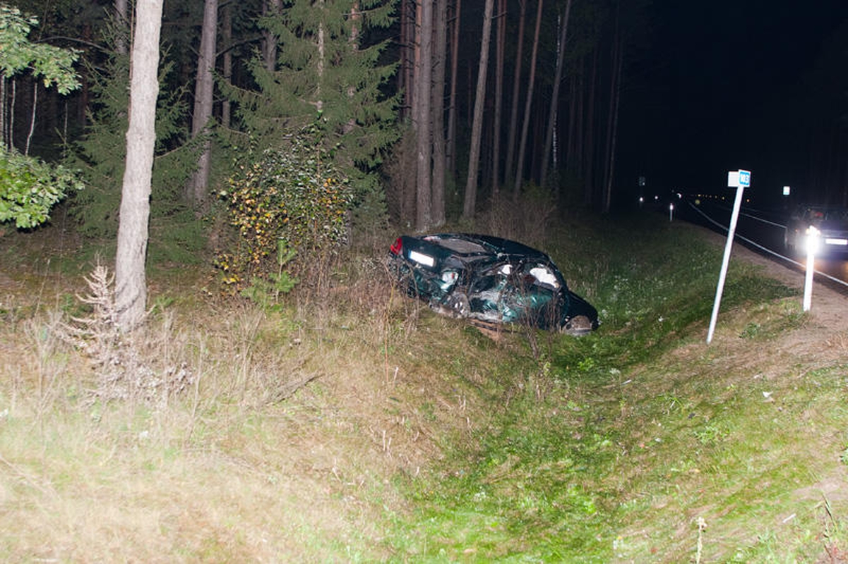 Per avariją trūko automobilio „Opel“ saugos diržai