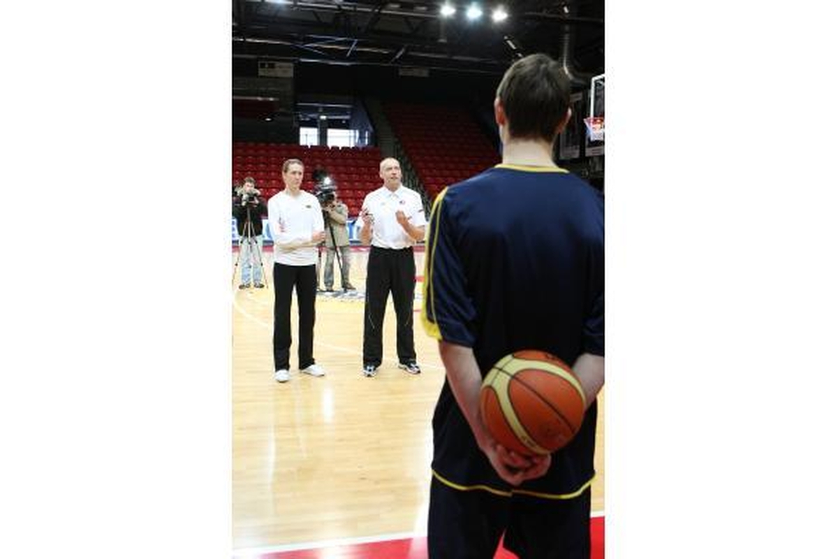 Krepšinio žvaigždžių pamokos jauniesiems žaidėjams