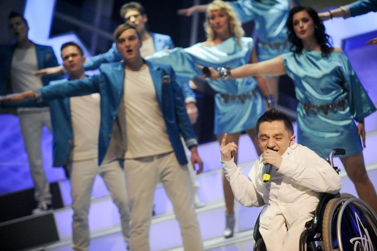 Ketvirtąjį „Chorų karų“  sezoną pergale pradėjo Benamių choras