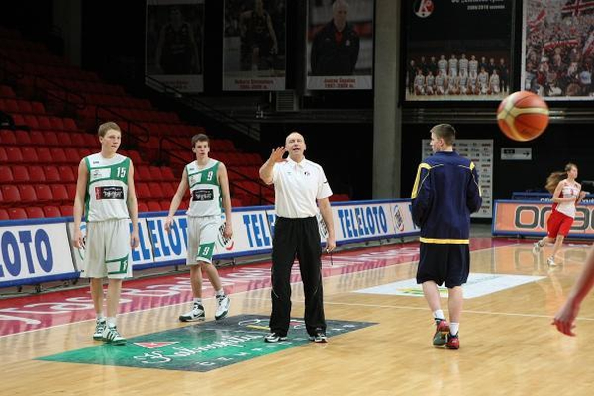 Krepšinio žvaigždžių pamokos jauniesiems žaidėjams