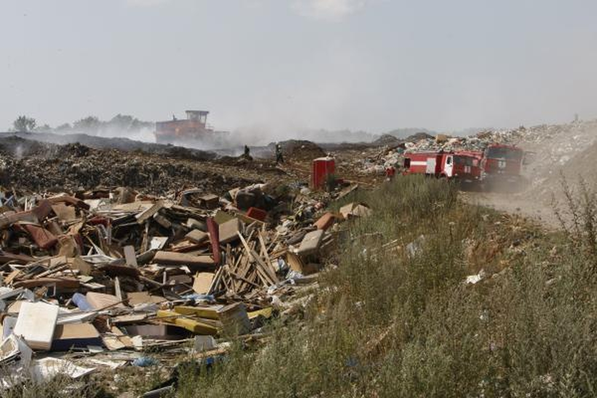 Klaipėdos r. degė Dumpių sąvartynas (papildyta)