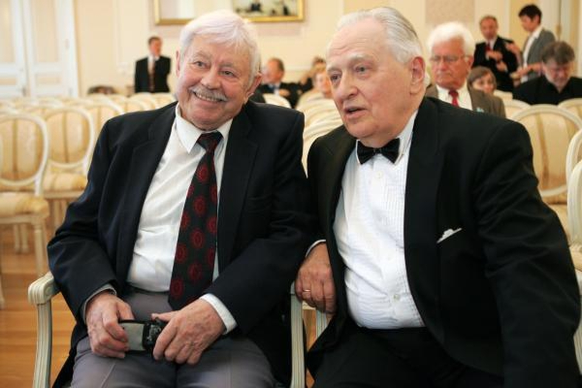 Rusijos ordinai įteikti dviem lietuvių menininkams