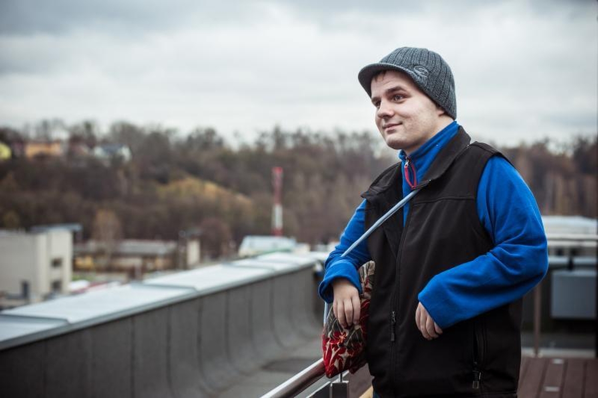 Devyniolikmetis tiki: nors vieną ranką jis valdys