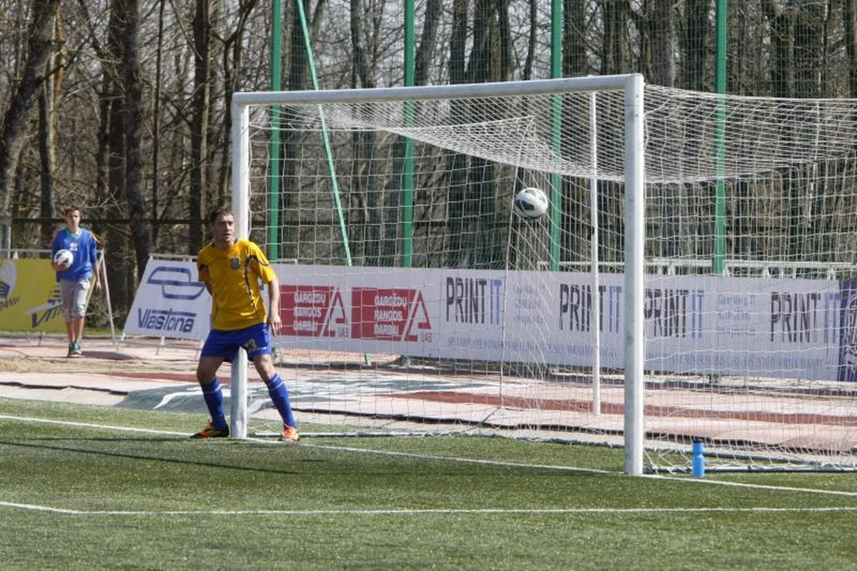 Marijampolės „Sūduva“ (balta apranga) ir "Atlantas" rengiasi savaitgalio turui