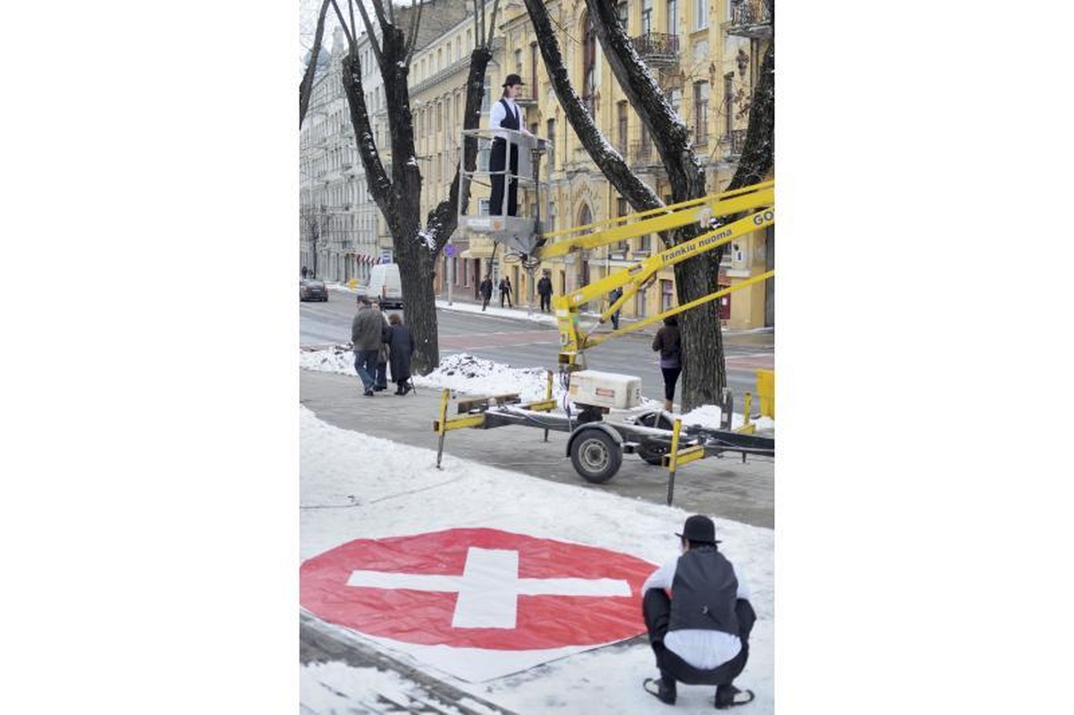Kas yra „Fluxus"? Atsakymas – spektaklyje-provokacijoje