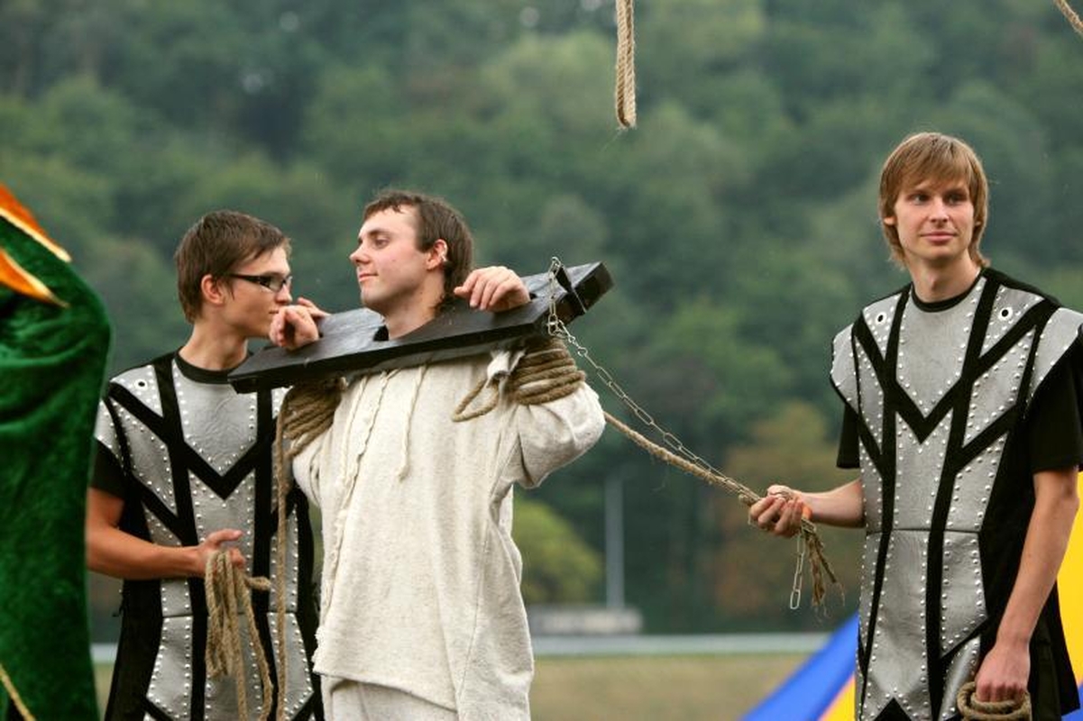 Hanzos dienų akcentai - naktinis ugnies šou ir oro balionų fiesta
