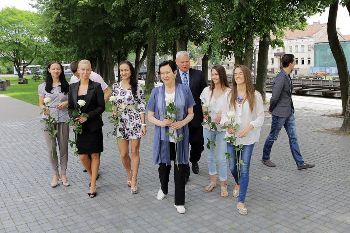 „Žuvėdrai“  – miesto vadovų padėka už auksą