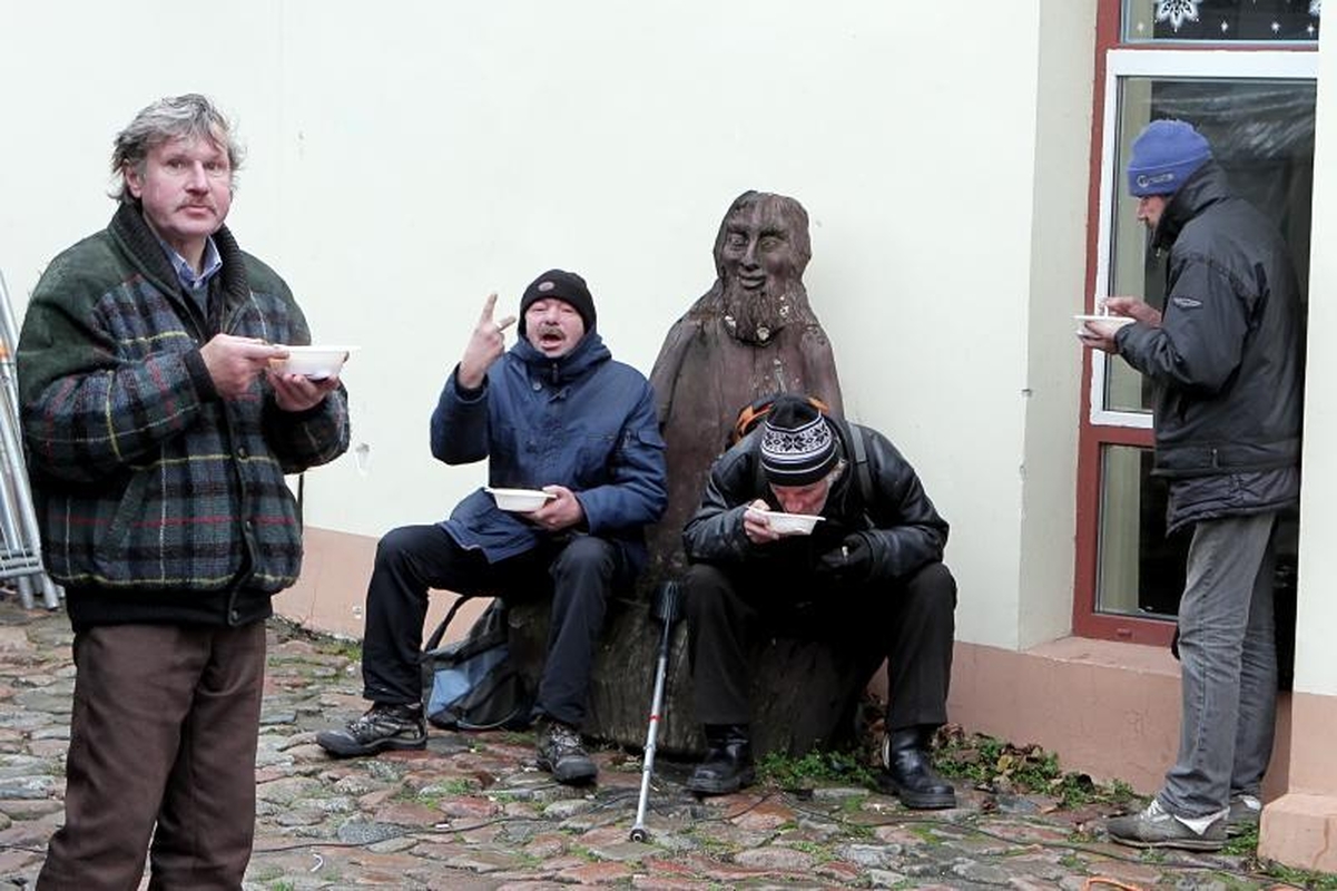 Įžymybės Klaipėdoje kvietė vaišintis „Maltiečių sriuba“ 