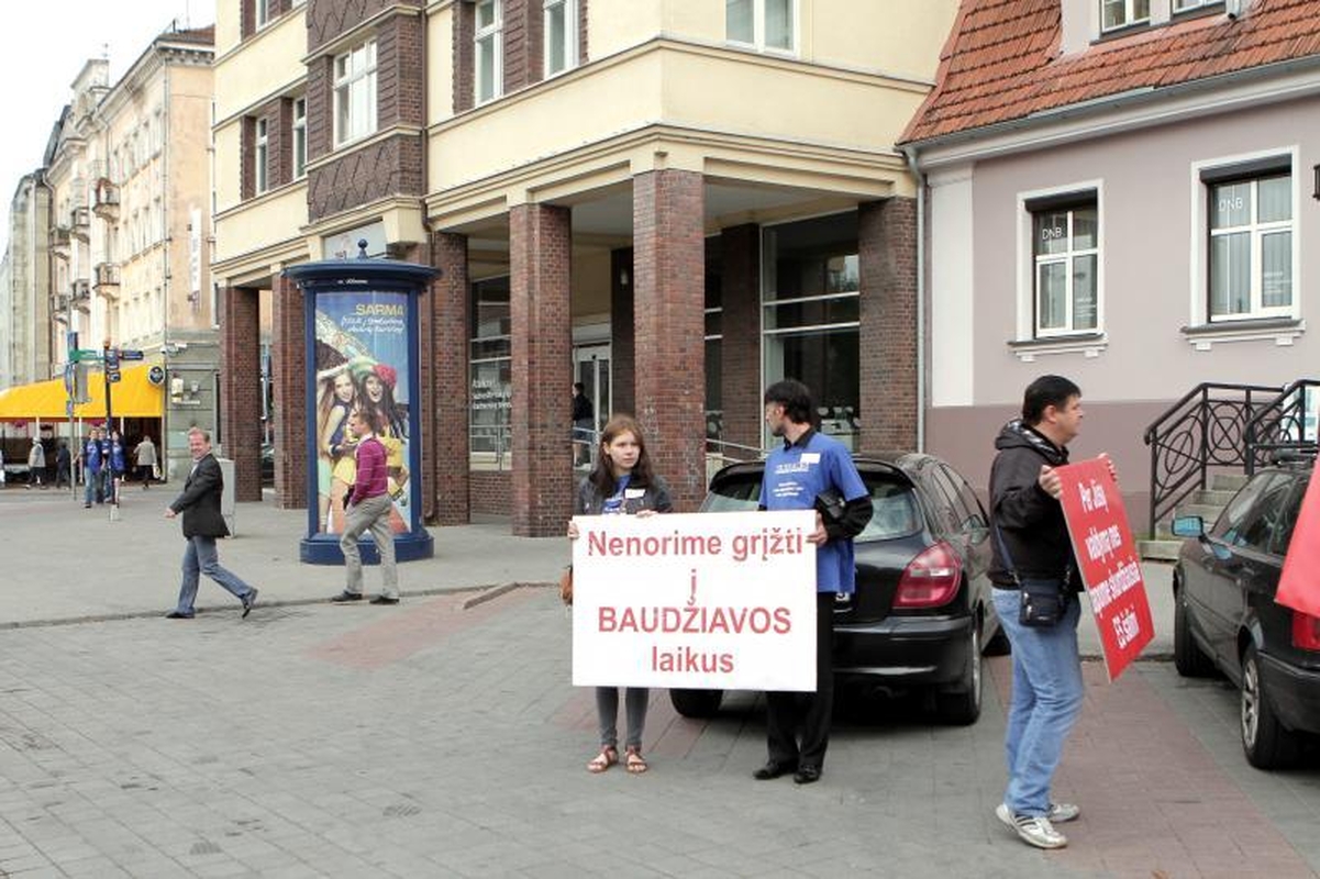 Klaipėdiečiai protestavo prieš Darbo kodekso pataisas