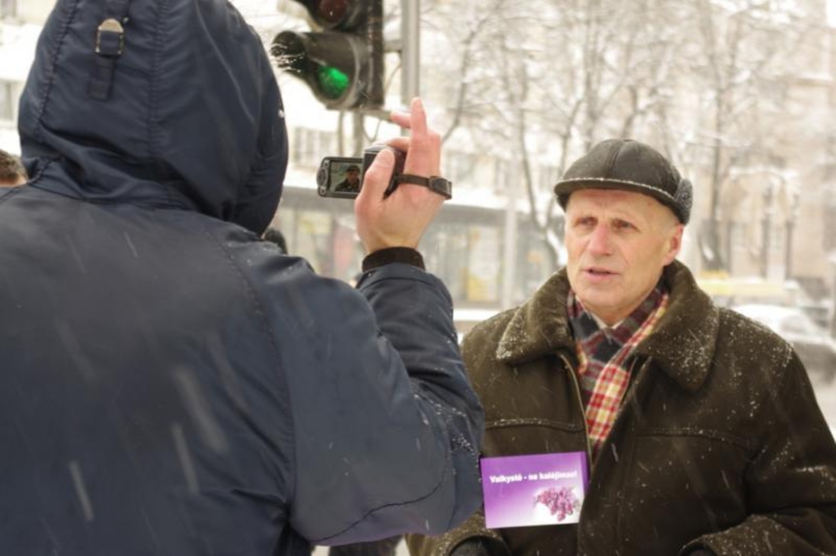 Po policijos langais piketavusiems drąsuoliams gresia nemalonumai