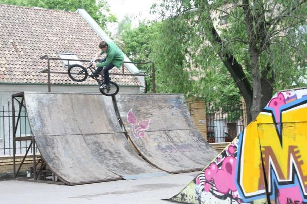 Dėl vienintelio Klaipėdoje skeitparko – paauglių skundai