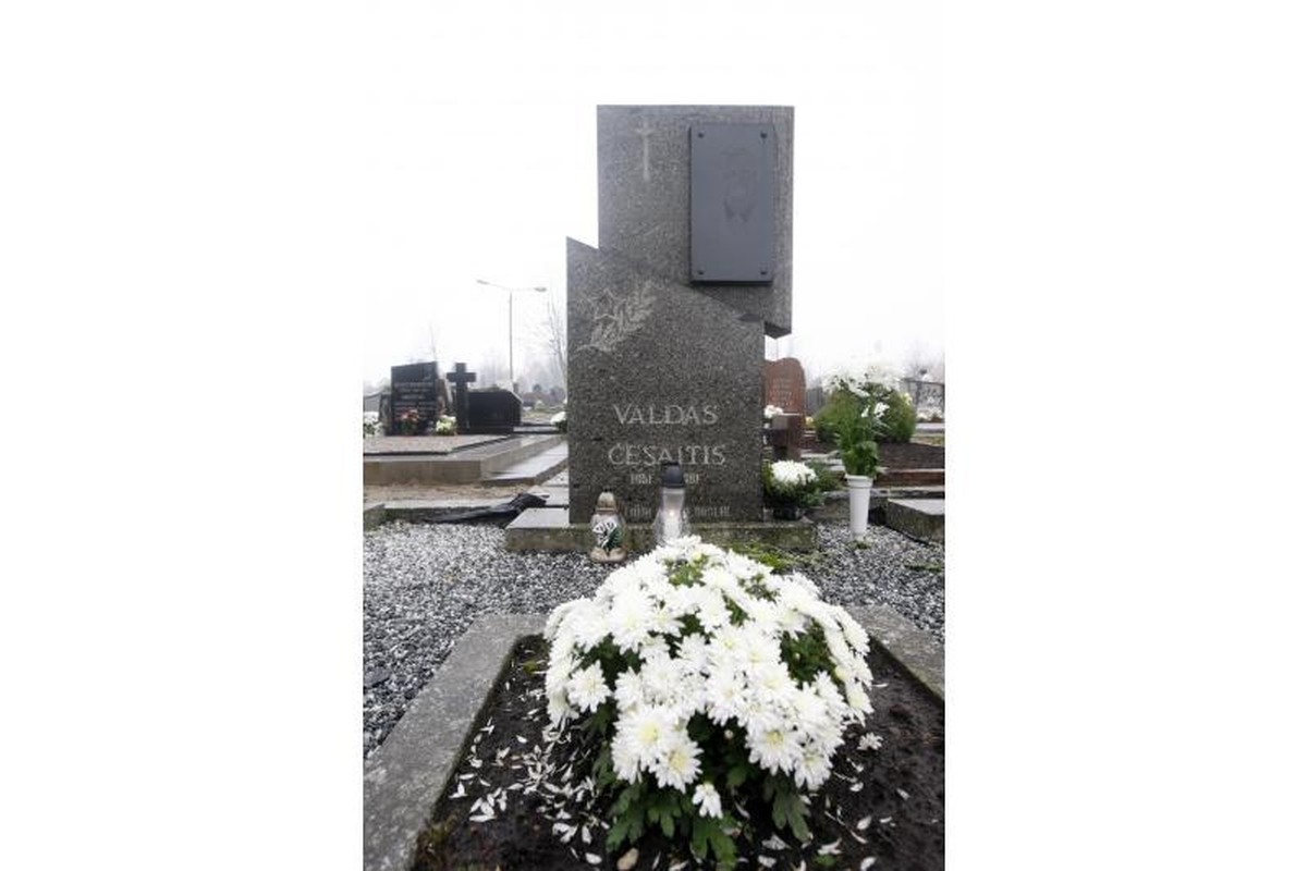 Prieš Vėlines pagerbti kare žuvę klaipėdiečiai 