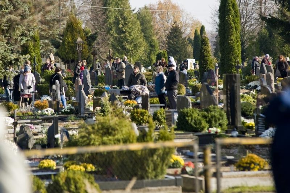 Kapinėse žmonės bendravo su gyvaisiais ir mirusiaisiais
