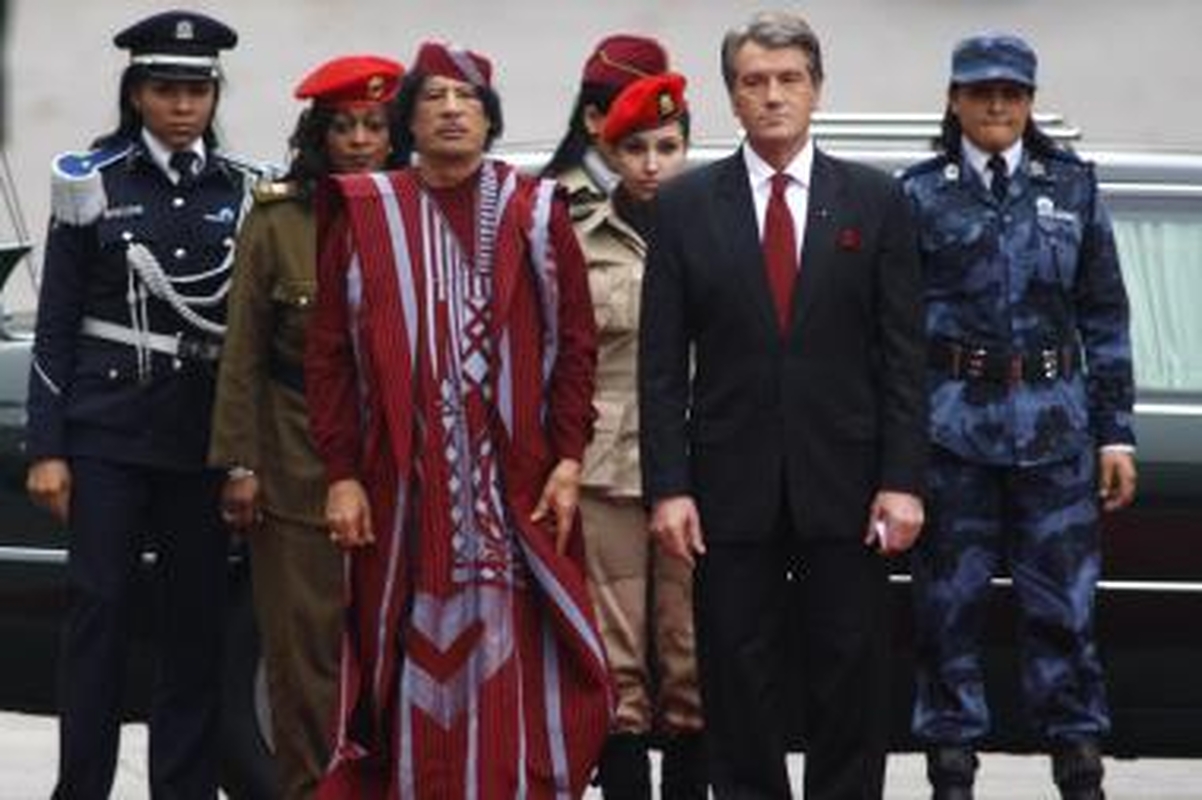 Kur dingo M.Kadhafi saugojusios skaistuolės komandosės?