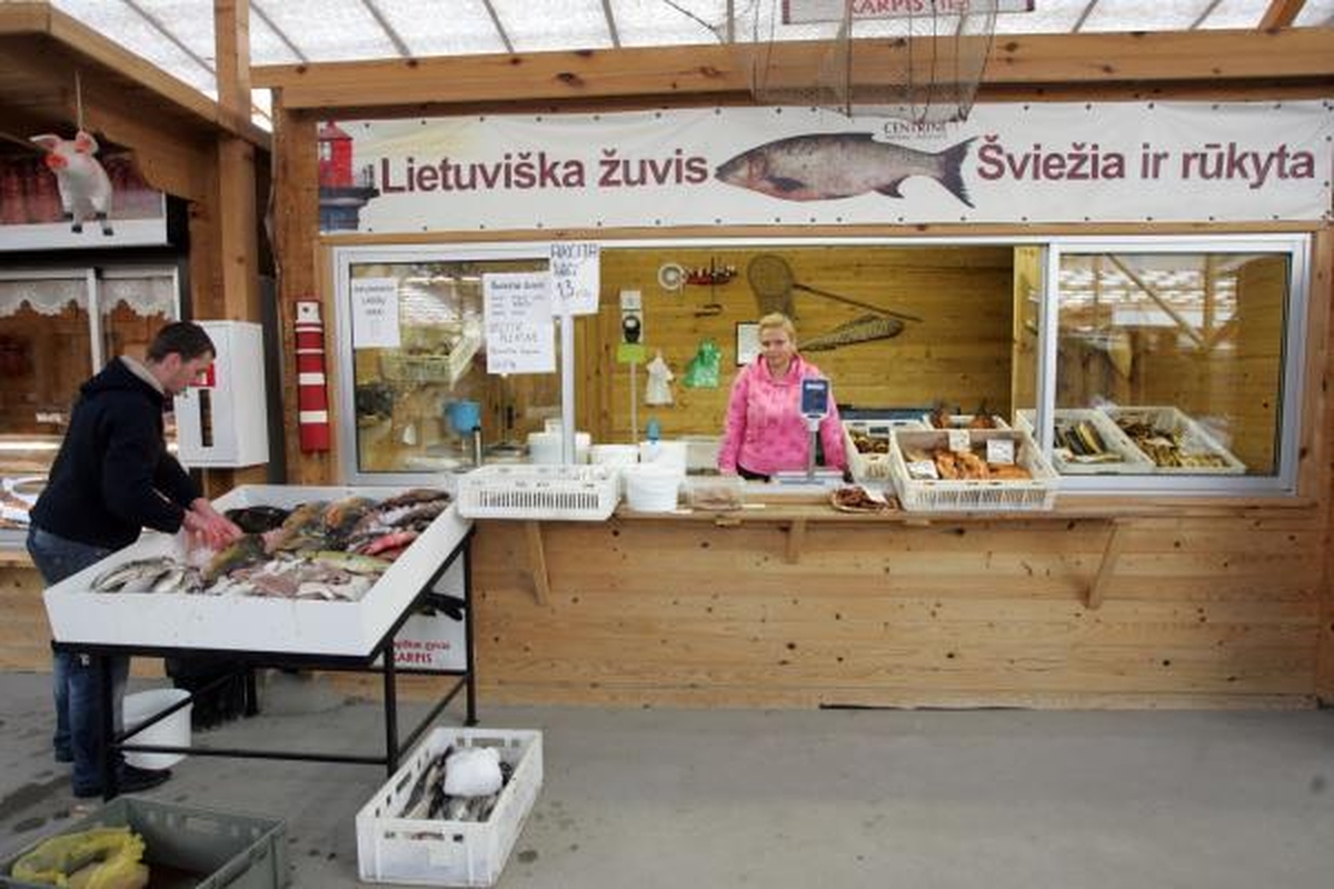 Turguje – dešimtys lietuviškos ir egzotiškos žuvies rūšių 