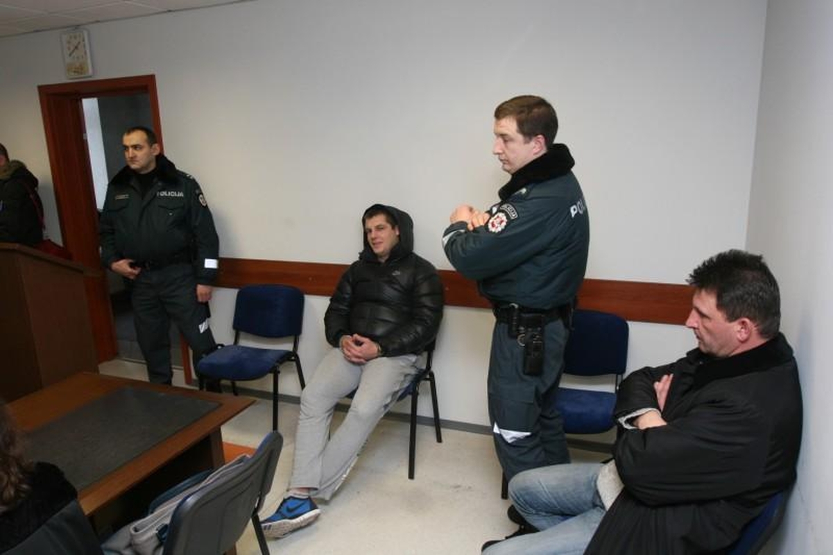 A.Macijausko užpuolikas su krepšininku tikisi susitaikyti teisme