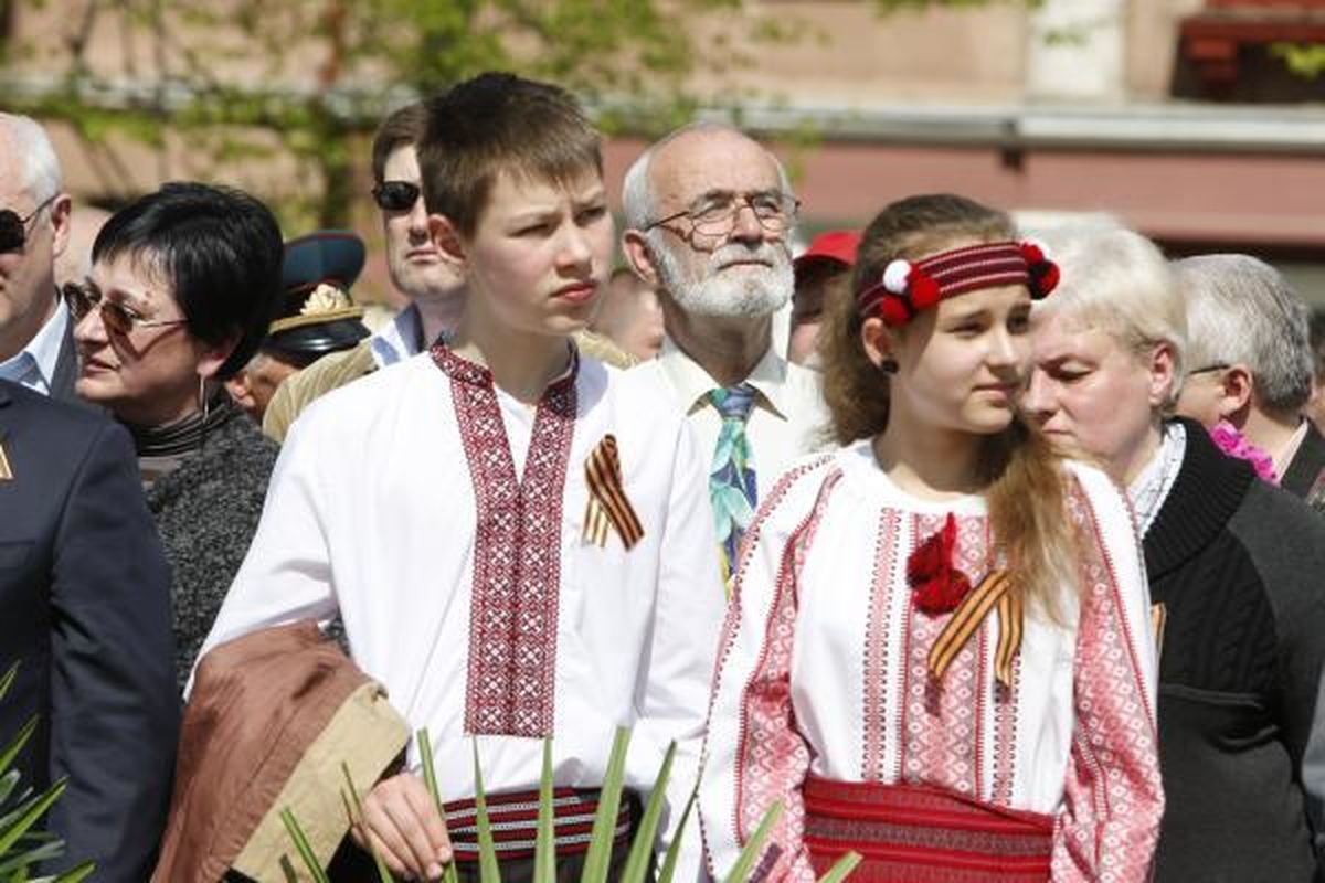 Pergalės diena Klaipėdoje: gėlės ir padėkos veteranams