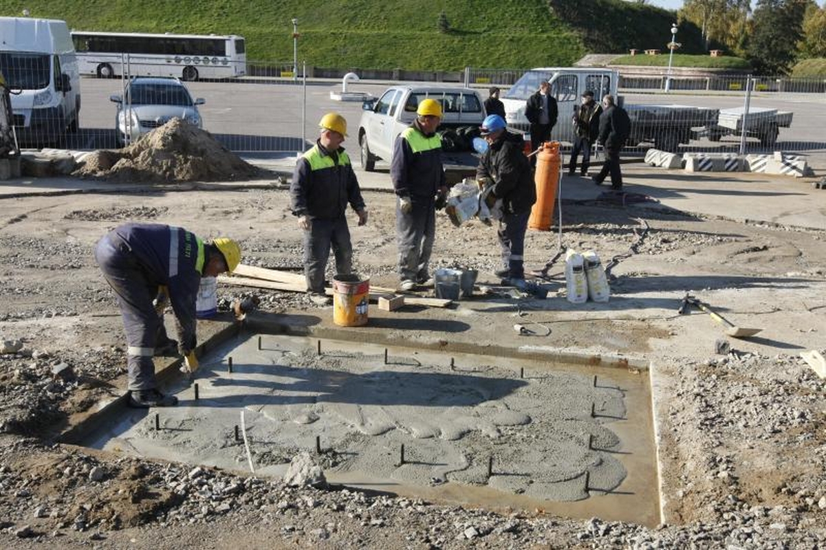 Klaipėdoje iškilo paminklas „Albatrosas“ 