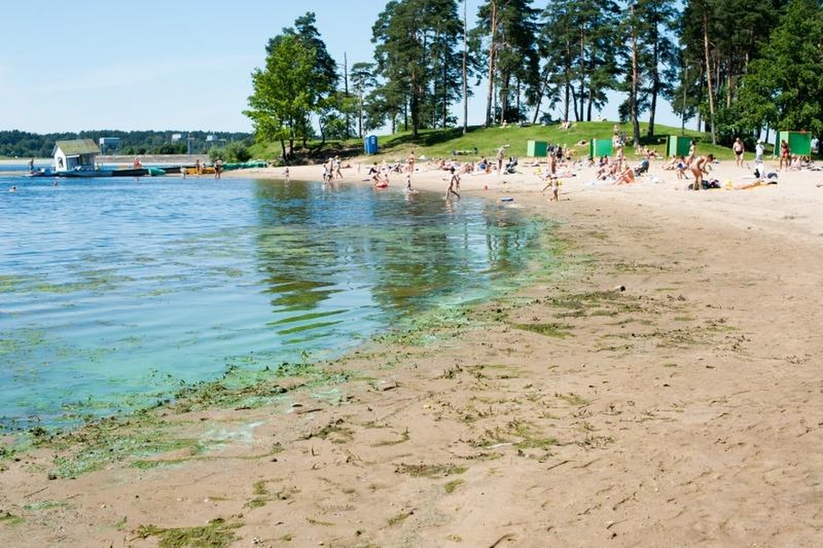 Ar miesto paplūdimiai gali atstoti kurortus?