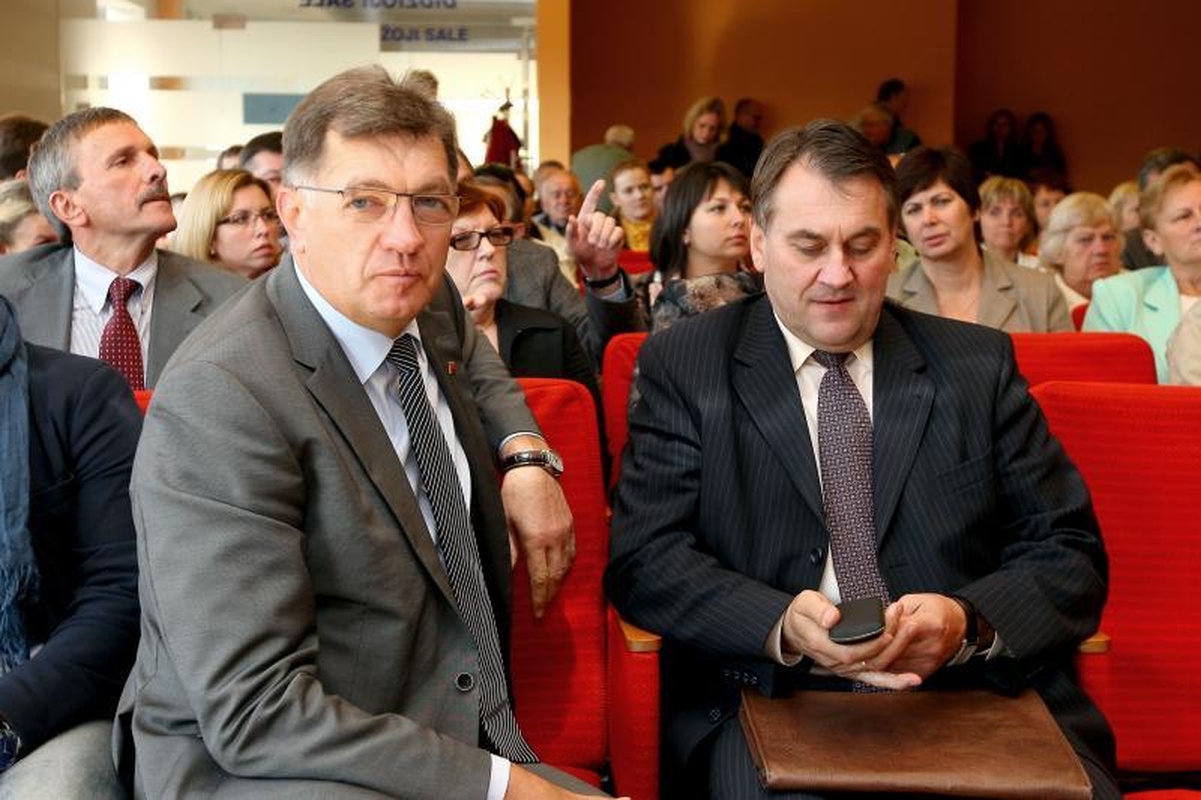 A.Butkevičius atsiprašinėjo už savo bendrapartiečius