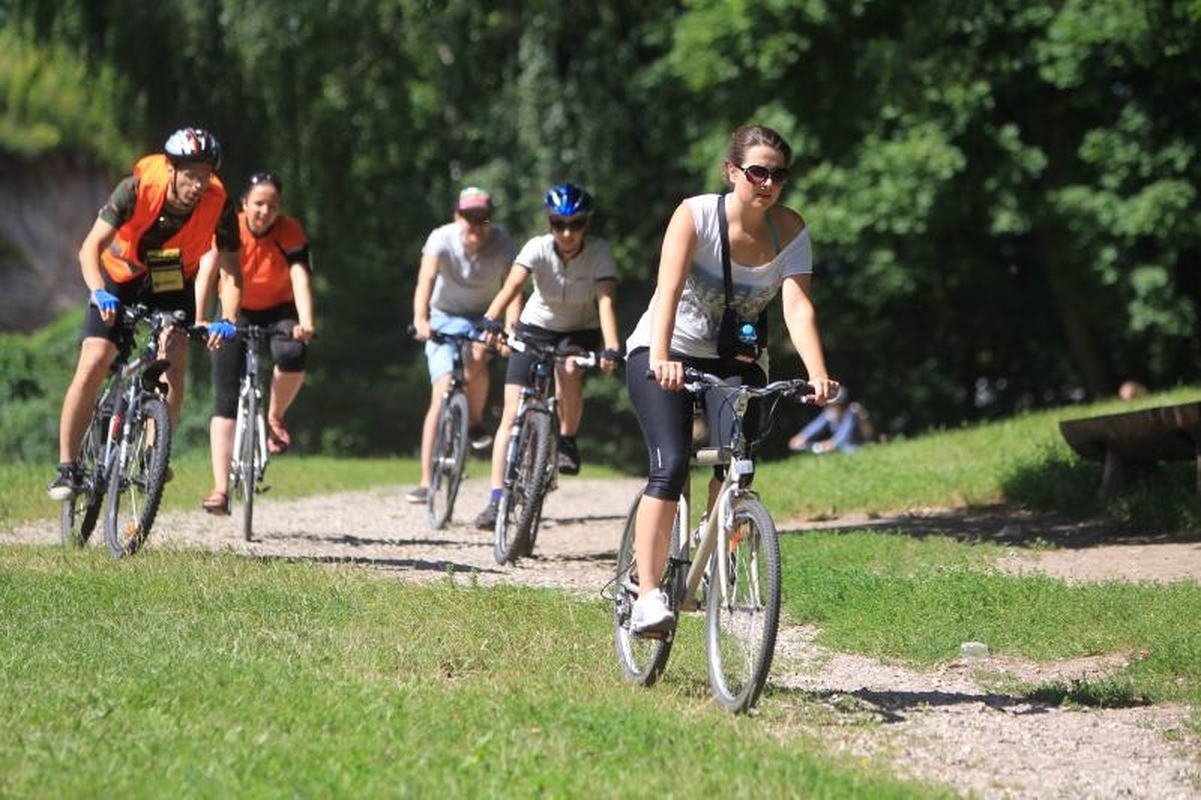 Dviračių entuziastai     tyrinėjo Vilnių