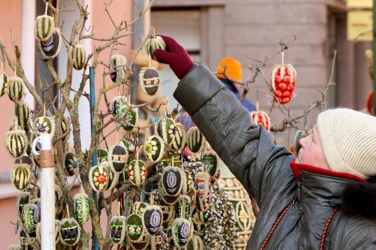 Verbų sekmadienis į senamiestį pritraukė minias kauniečių