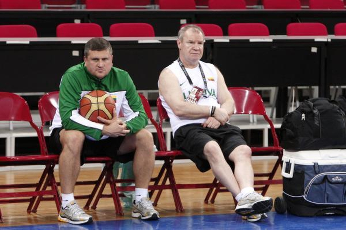 R.Javtokas nesportuoja, S.Jasaitis neištvėrė visos treniruotės