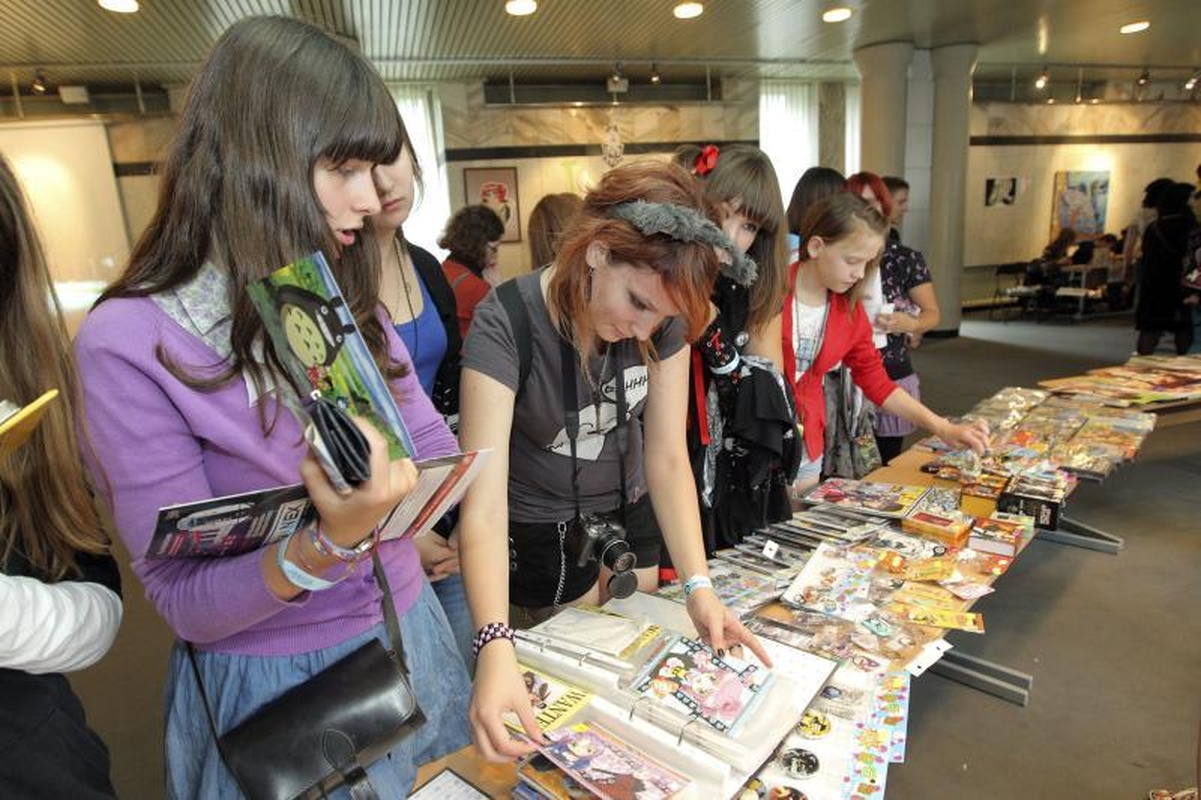 Japonijos gerbėjai renkasi Kongresų rūmuose