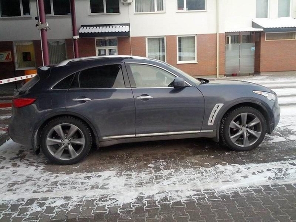 2015 metais pasieniečiai sulaikė pusantro šimto vogtų automobilių