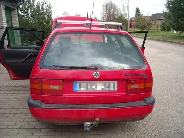 Bagažinėje aptiko paslėptų cigarečių