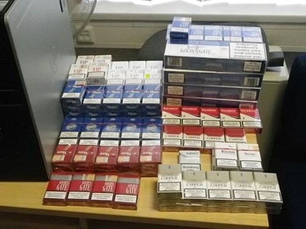 Rusijos pilietė į Lietuvą vežė 12 pavadinimų kontrabandines cigaretes