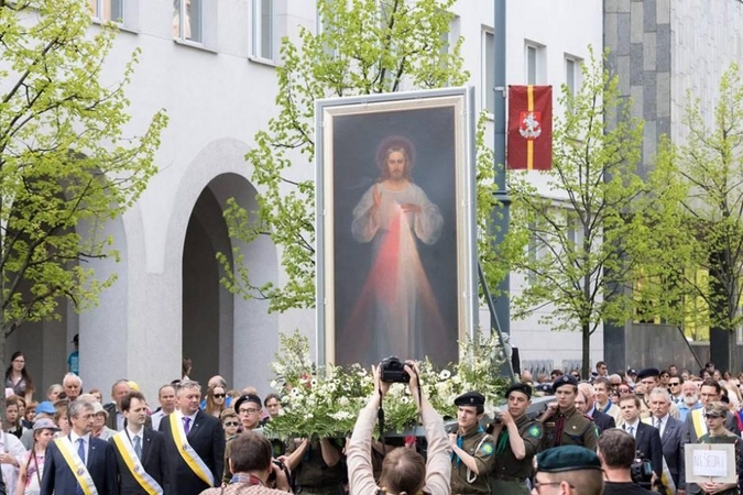 Vilniaus katedros aikštėje baigėsi gailestingumo kongresas