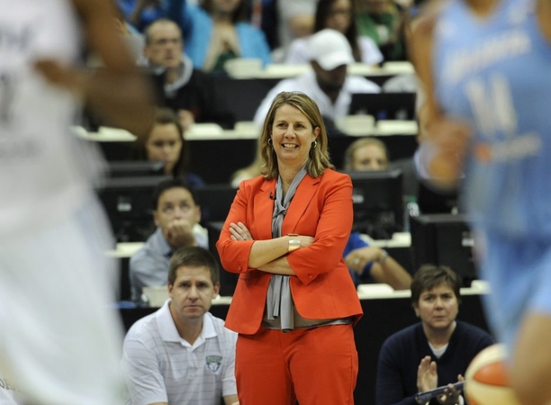 WNBA finalo serija prasidėjo Minesotos "Lynx" komandos krepšininkių pergale