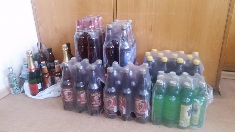 Degalinėje aptikta galima nelegali prekyba alkoholiu