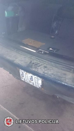 Lietuvis slėptuvėse trejus metus į Daniją gabeno cigaretes
