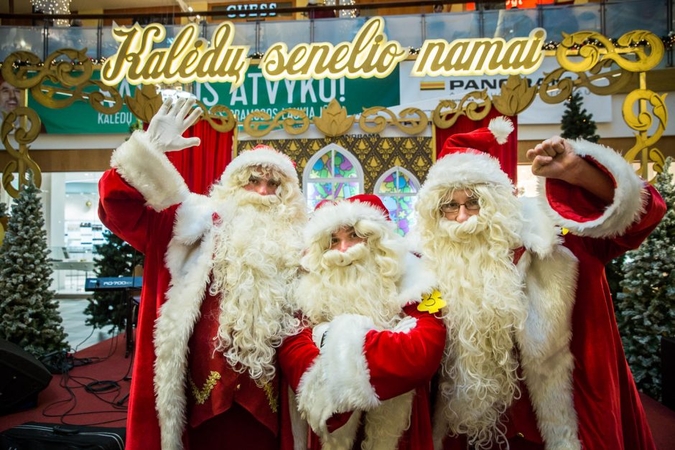 Garsenybės rinko geriausią Kalėdų senelį