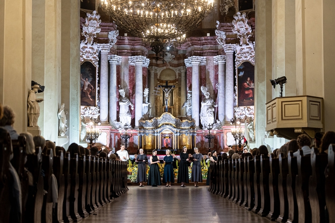 VU atminties diplomų įteikimo ceremonija