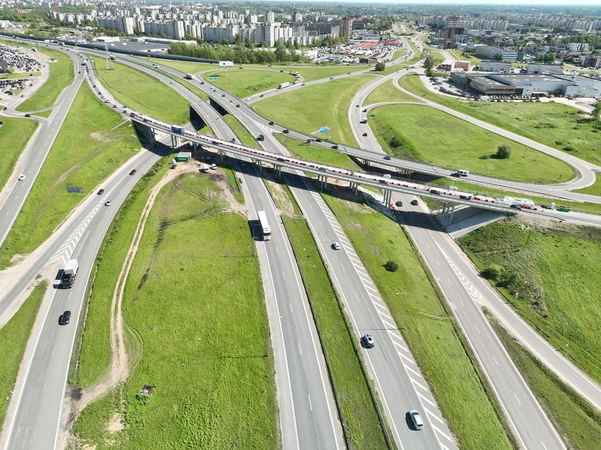 Dėmesio, vairuotojai: Sargėnų estakada bus draudžiamas eismas