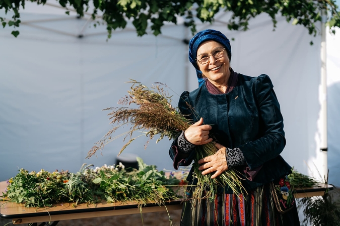 Palikimas: V. Asnauskienė apie Klaipėdos kraštą kalba šišioniškių tarme.