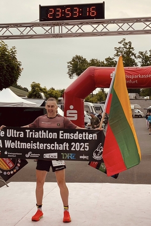 Finišas: T. Grabauskas patenkintas pasaulio dvigubo ultratriatlono čempionate pasiektu rezultatu.